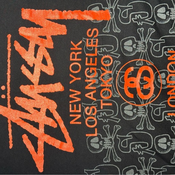 🎱Stussy Graphic Tee🎱 - Picture 6 of 9